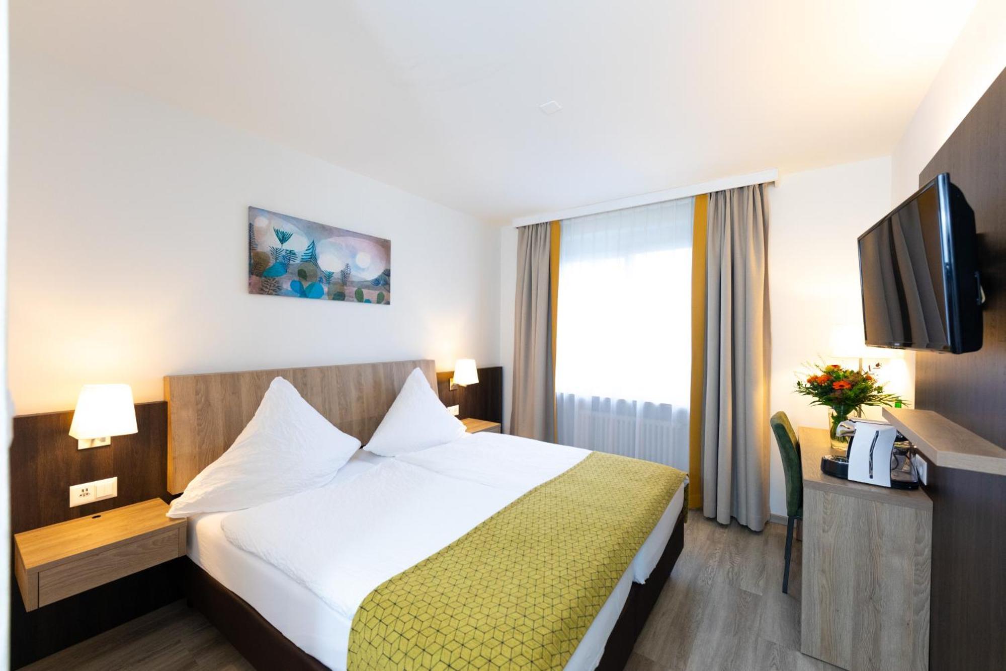Hotel Alfa Birsfelden Bagian luar foto